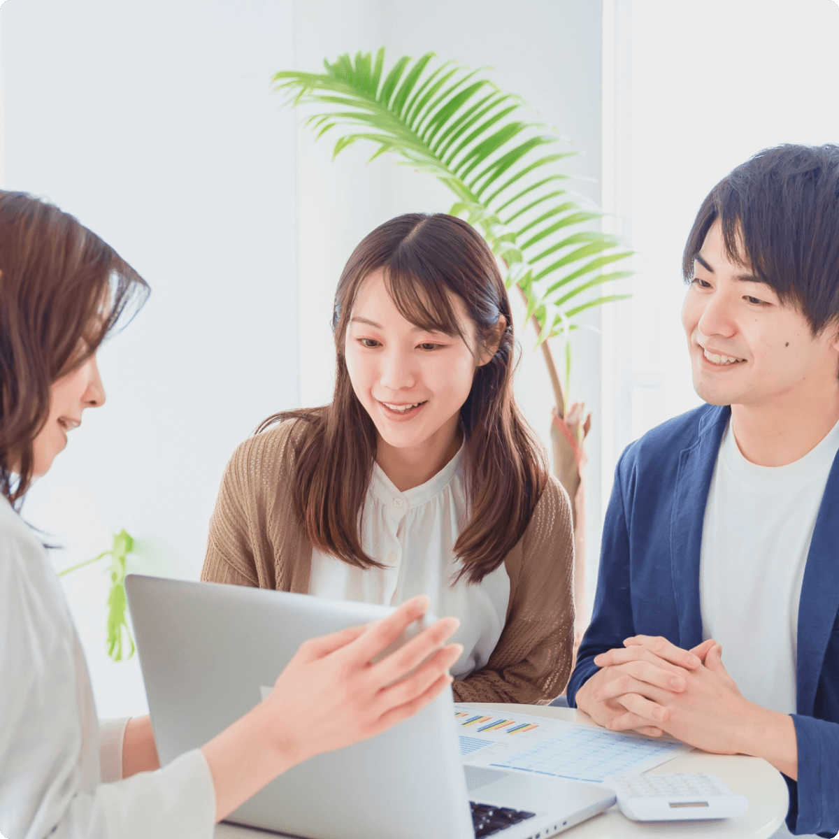 男性と女性の画像